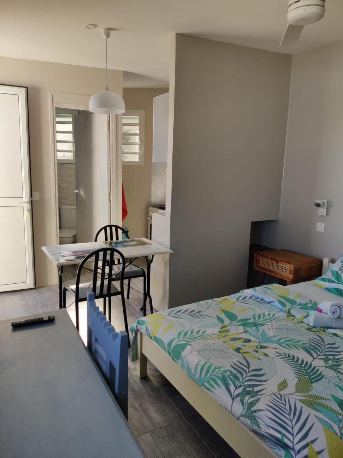 Joli Studio Cocooning & Discret, A 2Mns De La 4 Voies La Possession Eksteriør bilde